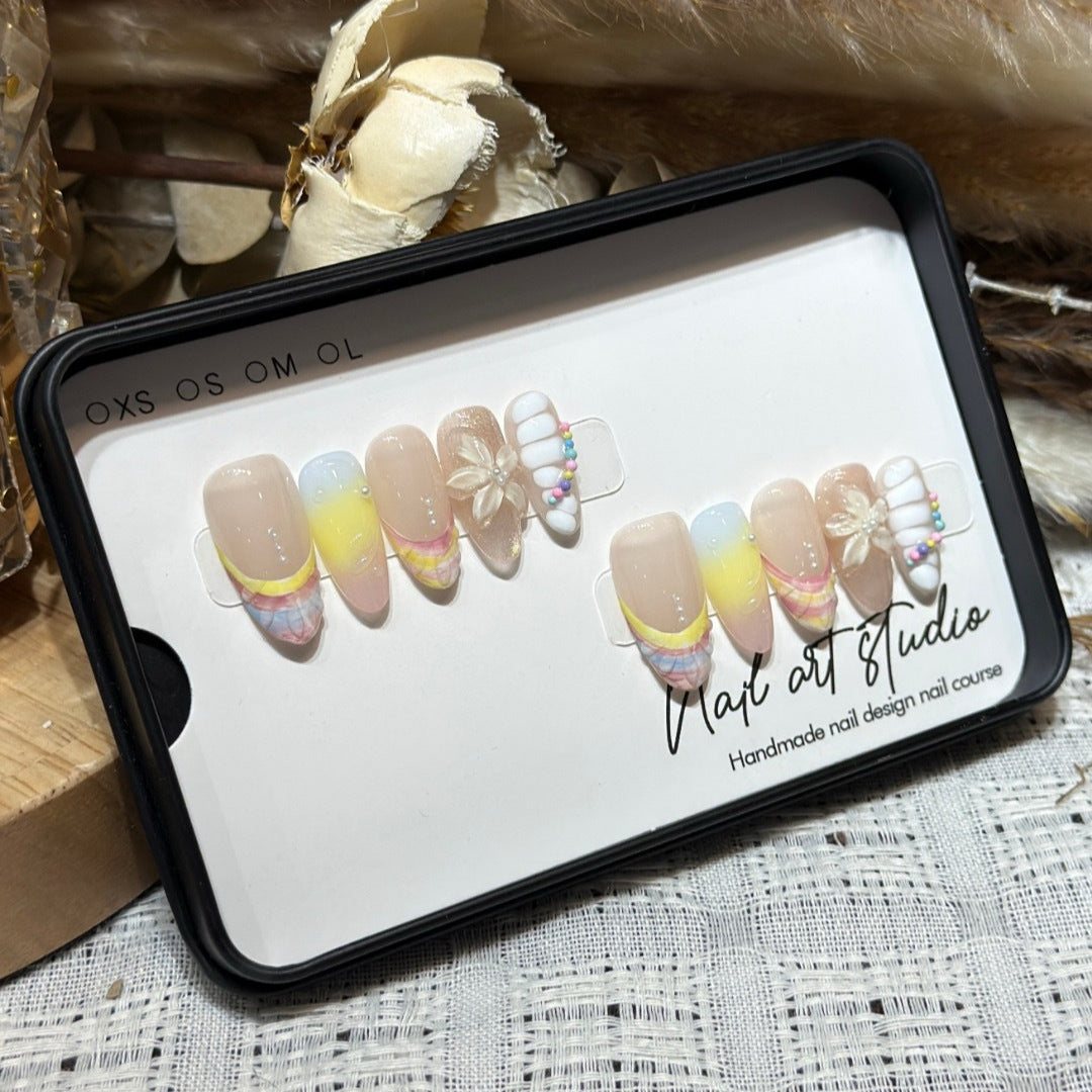 Artificial Nail Art