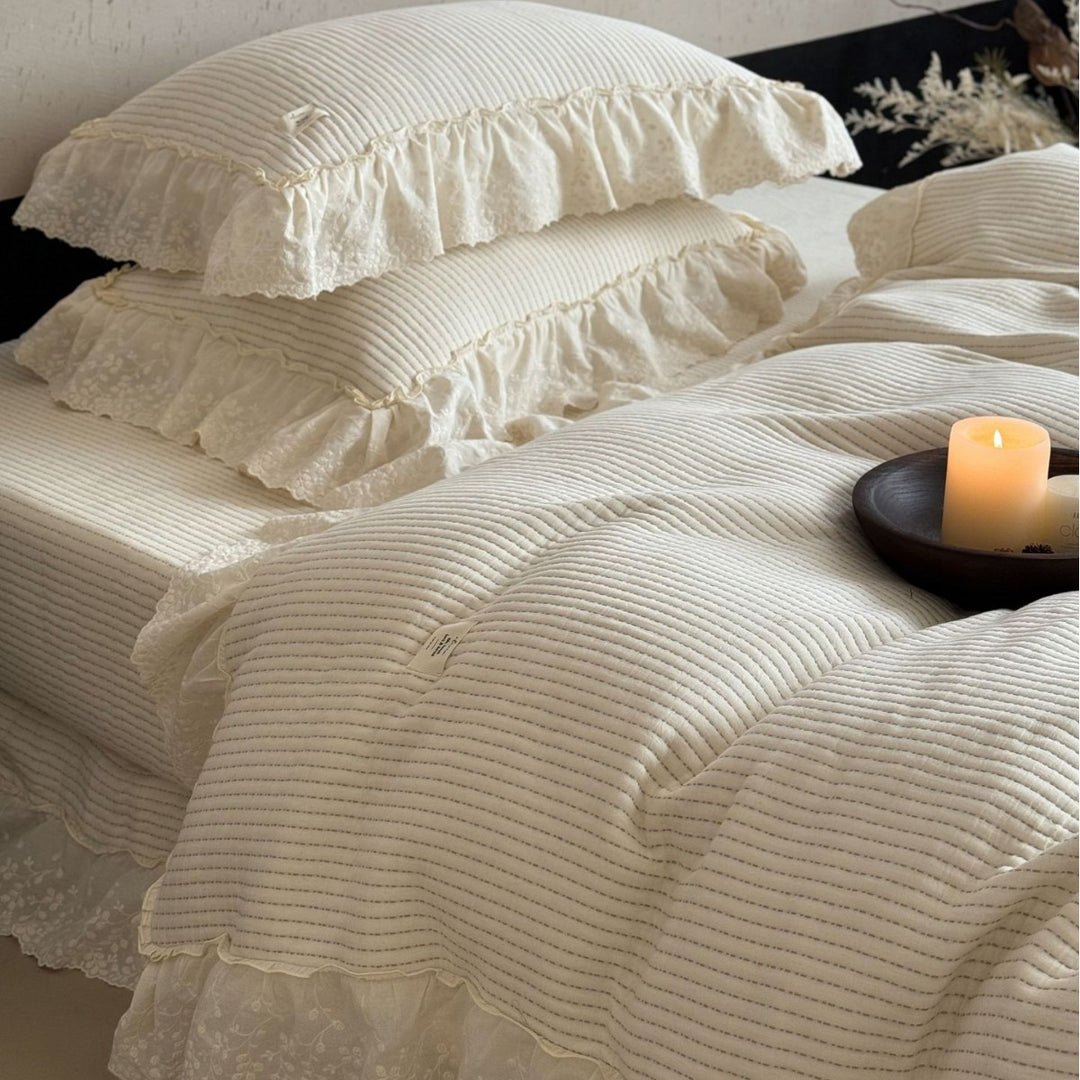 Ruffled Lace Trim Ribbed Duvet Cover Set