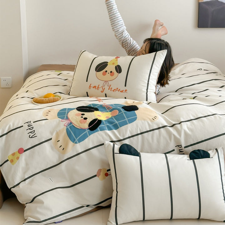 Children's Cartoon Puppy Duvet Cover Bedding Set with Reversible Stripe Pattern and Pillow Shams