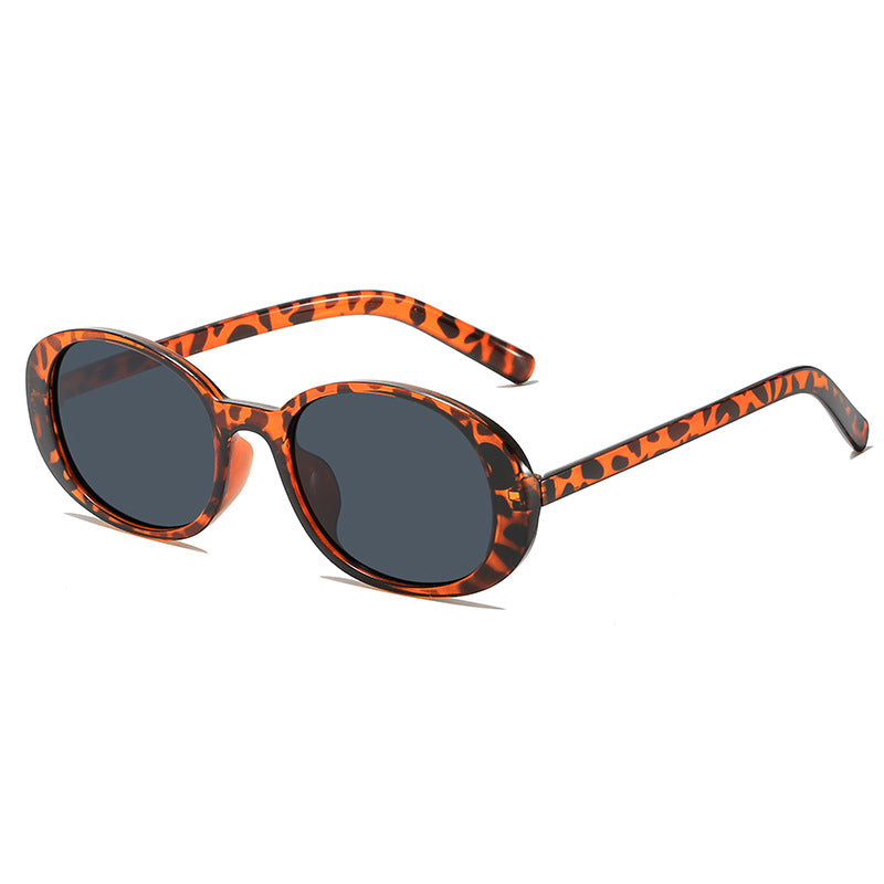 Retro-Inspired Oval Frame Sunglasses Stornfield