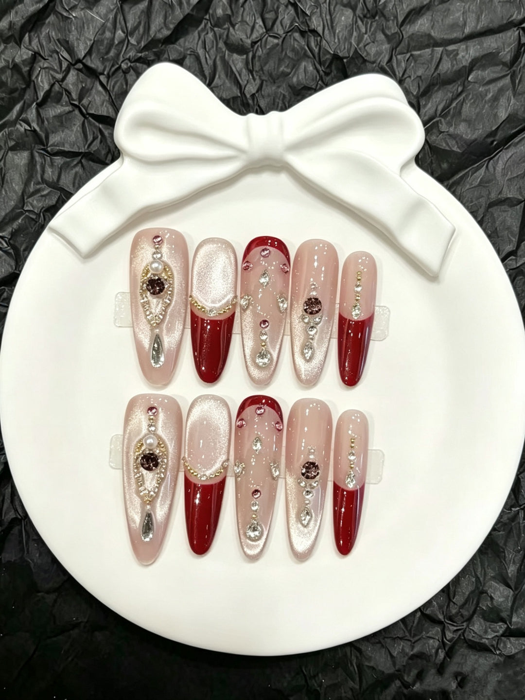 Decorative Press-On Nail Art Set with Rhinestone and Special Embellishments