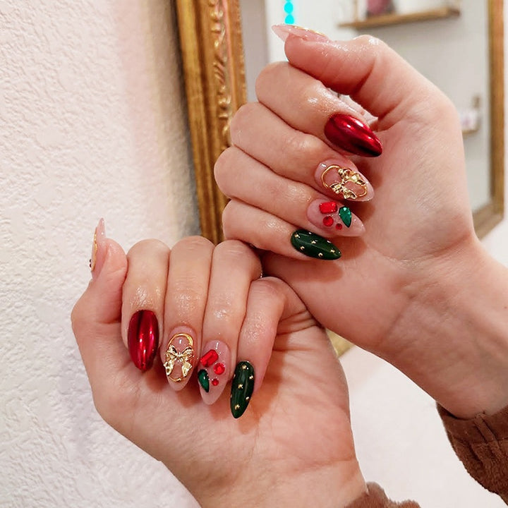 Artificial nail set with luxurious Christmas decoration Stornfield