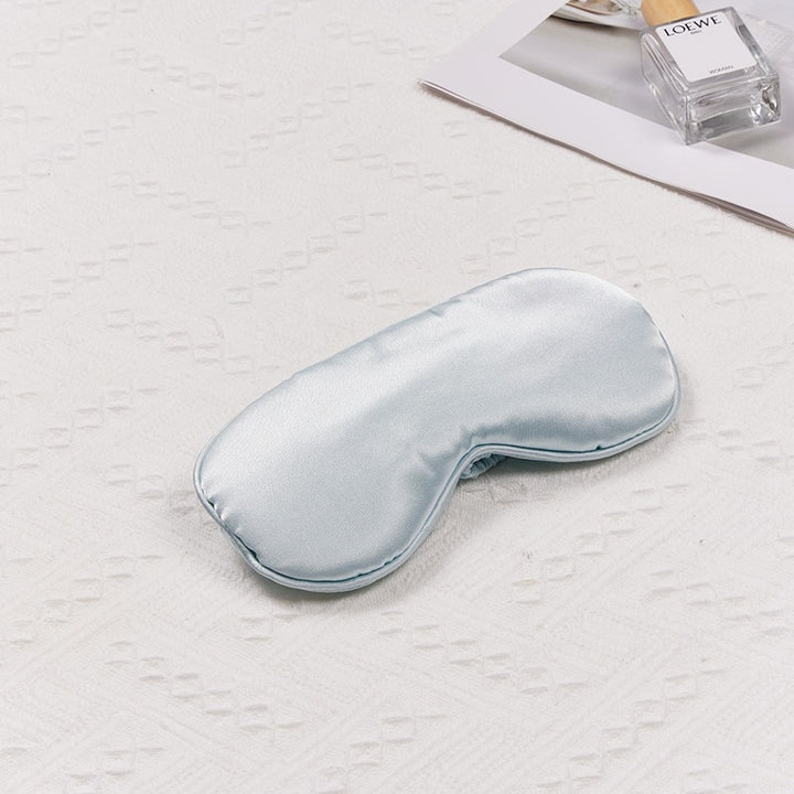 Women's ergonomic sleep mask made of satin-like material with contoured eye area Stornfield