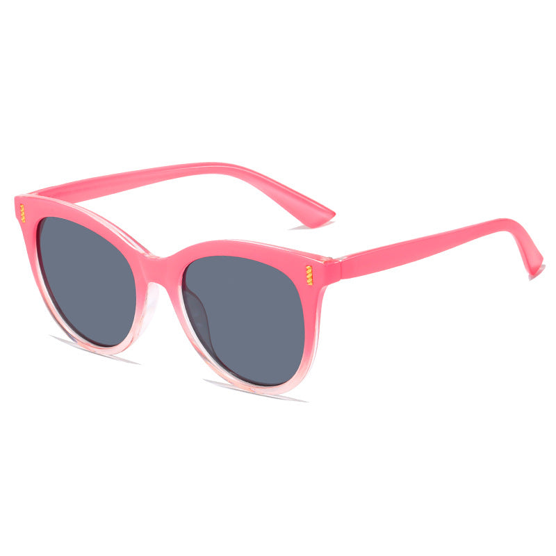Women's fashionable cat-eye sunglasses with striking design Stornfield