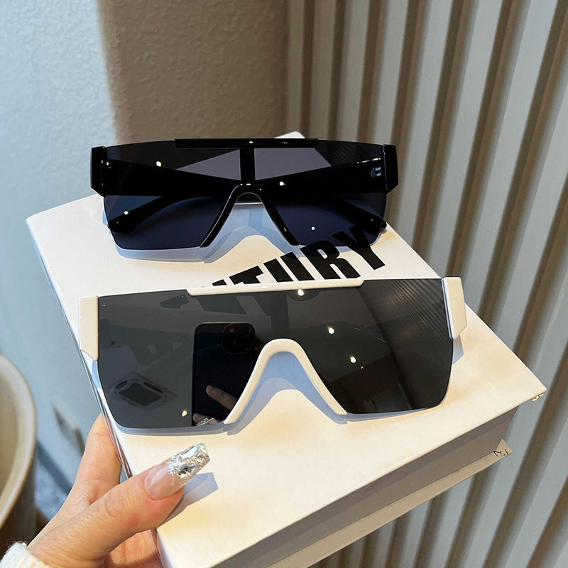 Women's futuristic sports sunglasses with UV protection and wide lens area Stornfield