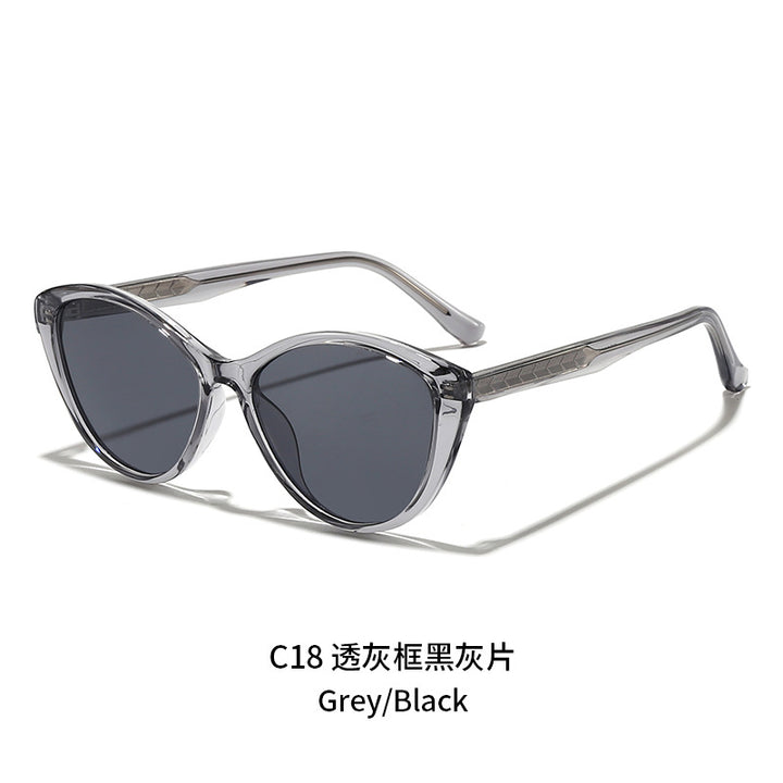 Ladies trendy sunglasses in modern cat-eye style Stornfield