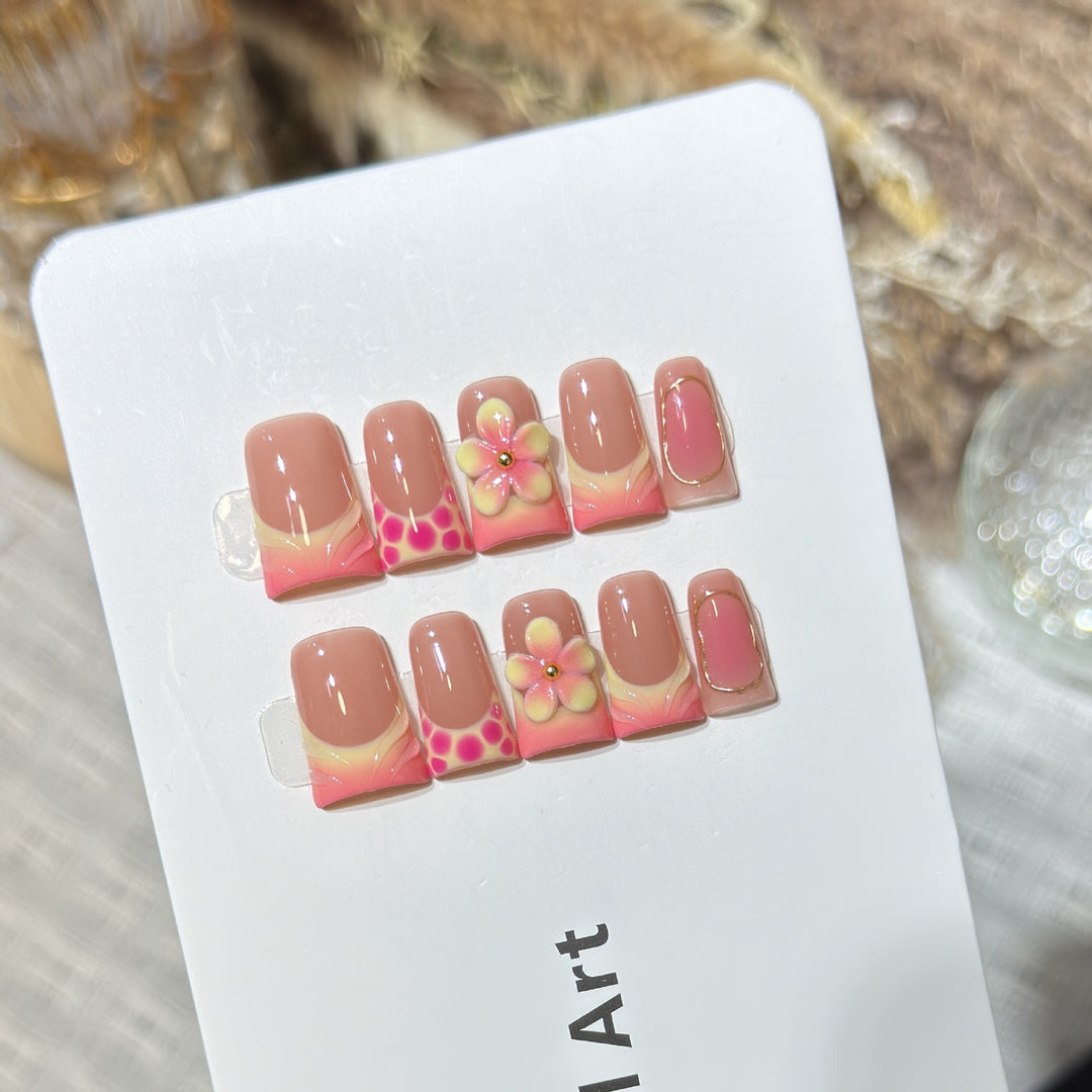Floral Design Press-On Nail Set Stornfield