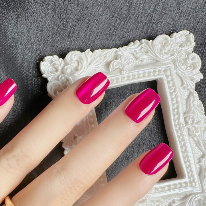 Glossy Press-On Nail Set