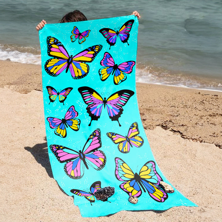 Beach towel with vibrant, colorful animal motif Stornfield