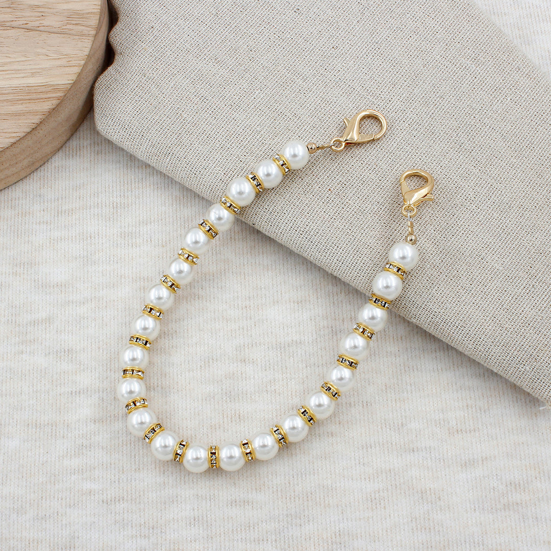 Elegant Pearl Accessory Stornfield