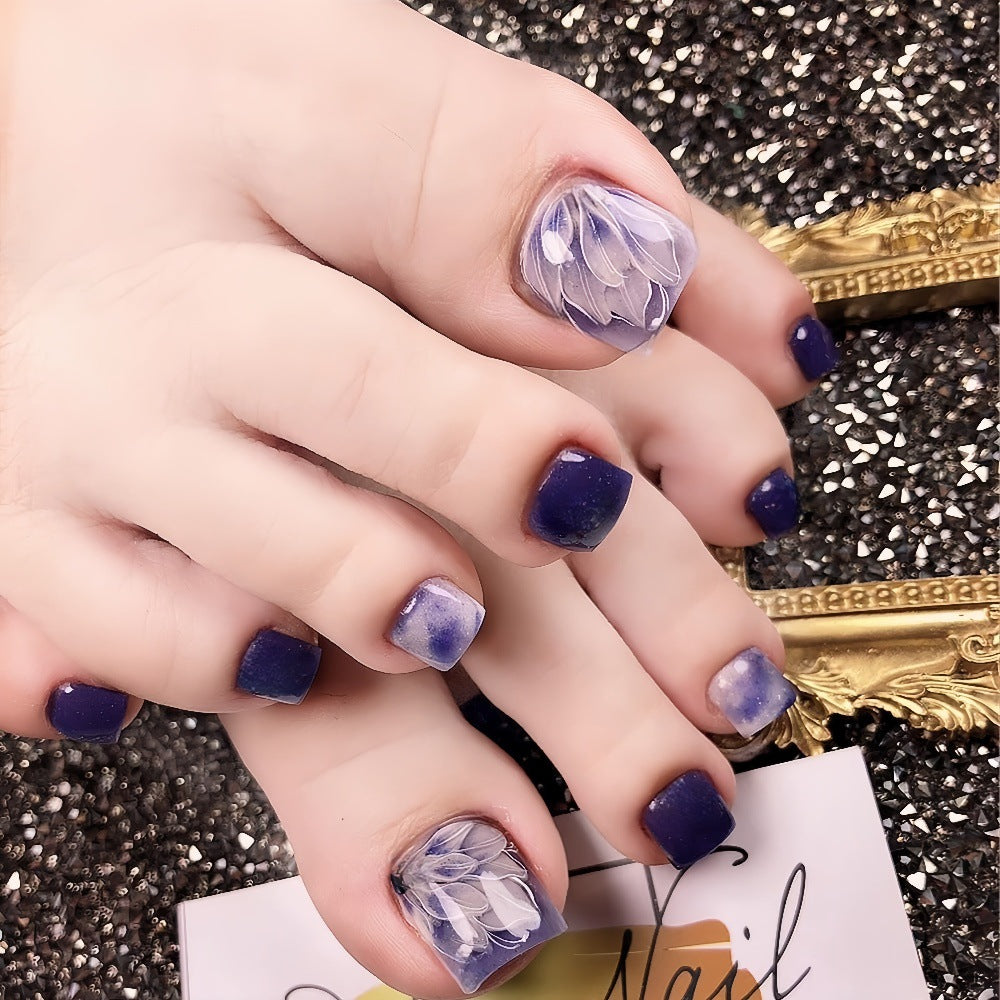 Artificial Nail Set with Creative Flower Designs Stornfield