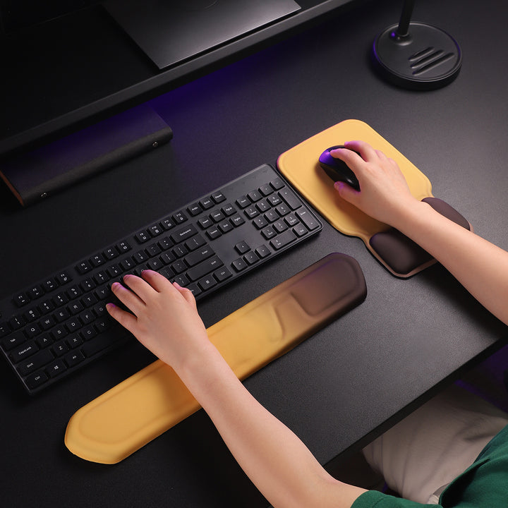Ergonomic Soft-touch Keyboard Wrist Support