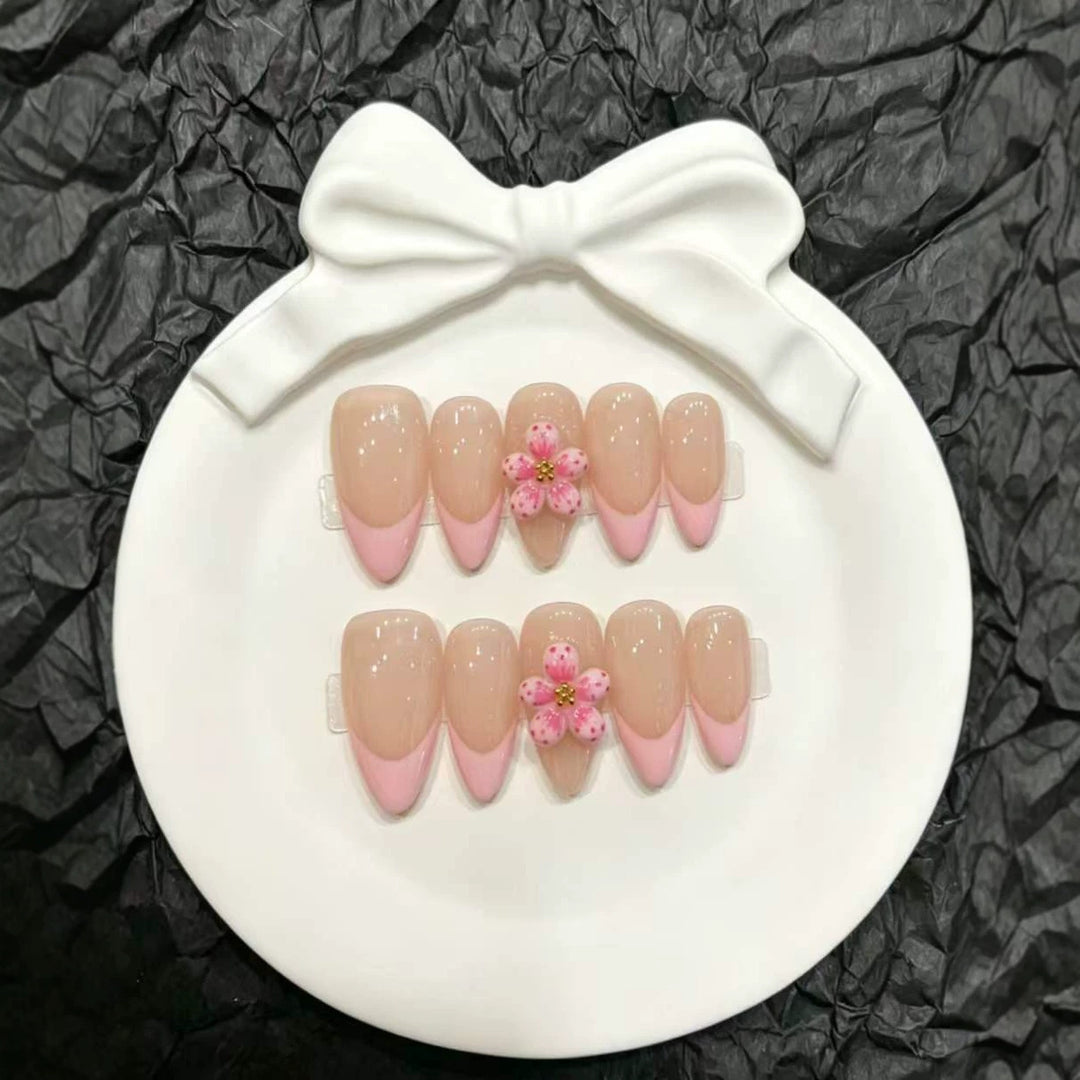 Decorative Floral Touch Press-On Nail Set