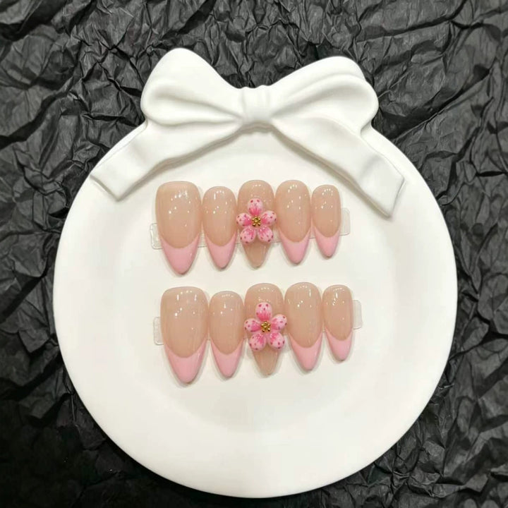 Decorative Floral Touch Press-On Nail Set
