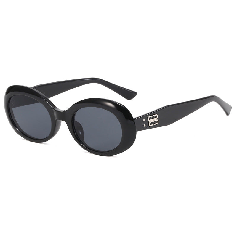 Women Retro-inspired Sunglasses with Wide Frame Stornfield