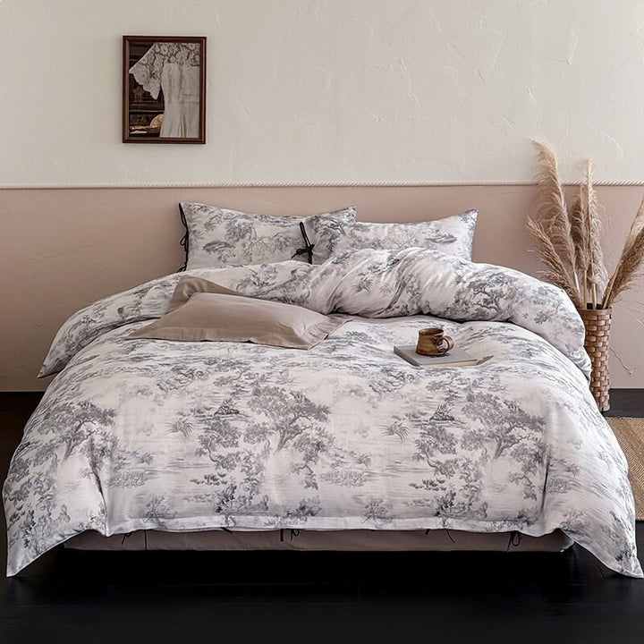 Luxury cotton satin bedding set with floral pattern and hotel closure