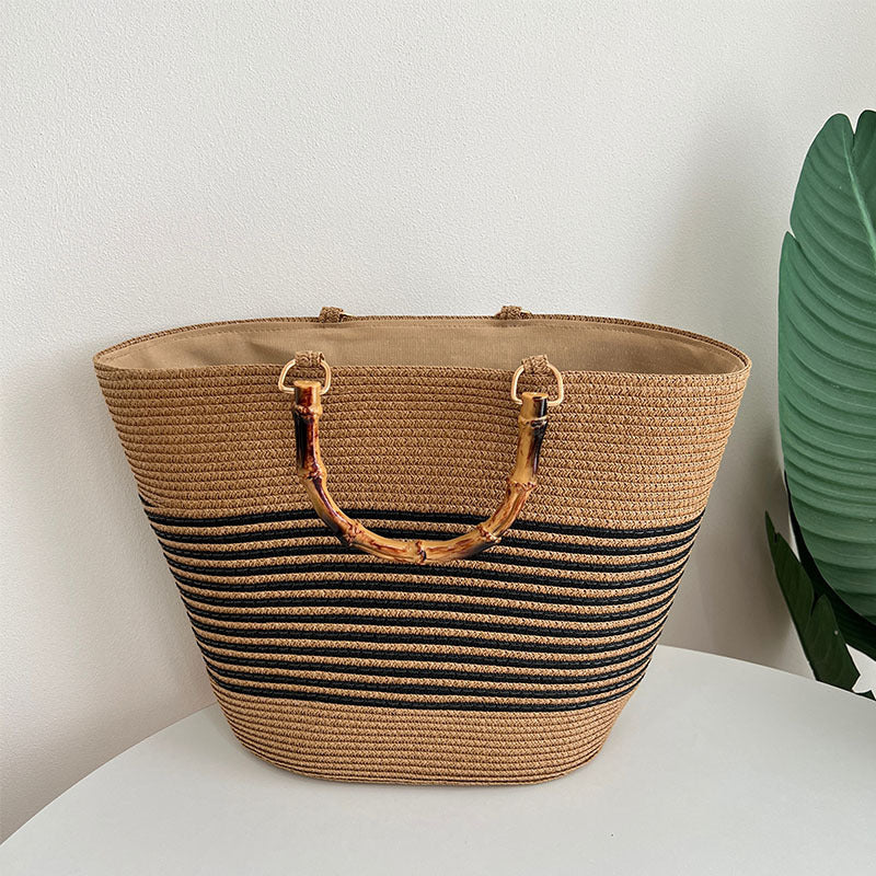 Stylish straw bag with high-quality wooden handle Stornfield