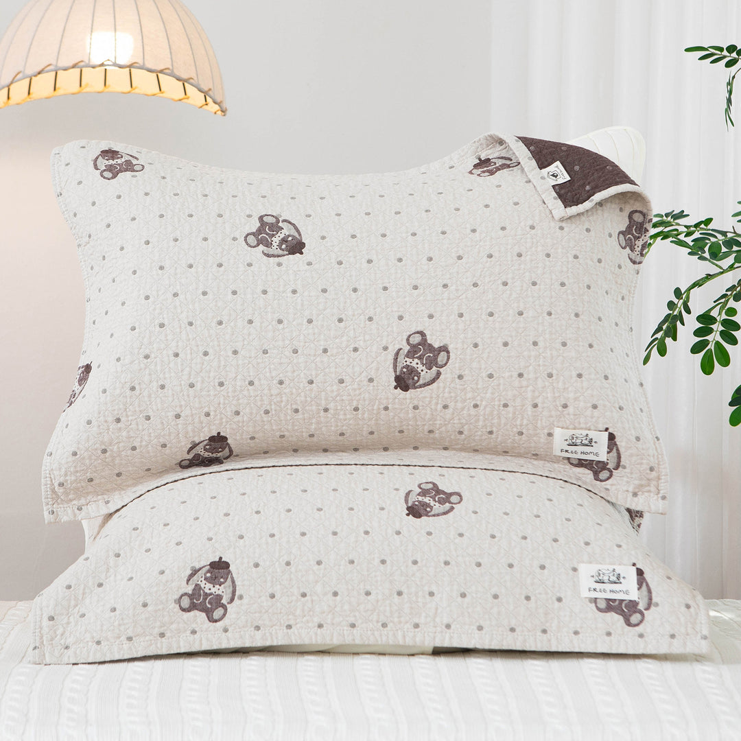 Women's pillowcase with modern checkered pattern Stornfield