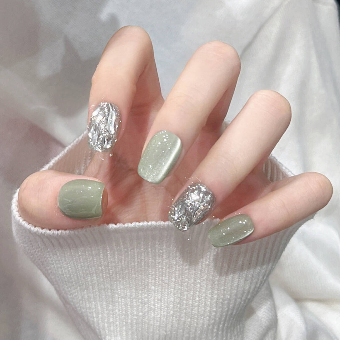 Glittery Decorative Press-On Nail Art Stornfield