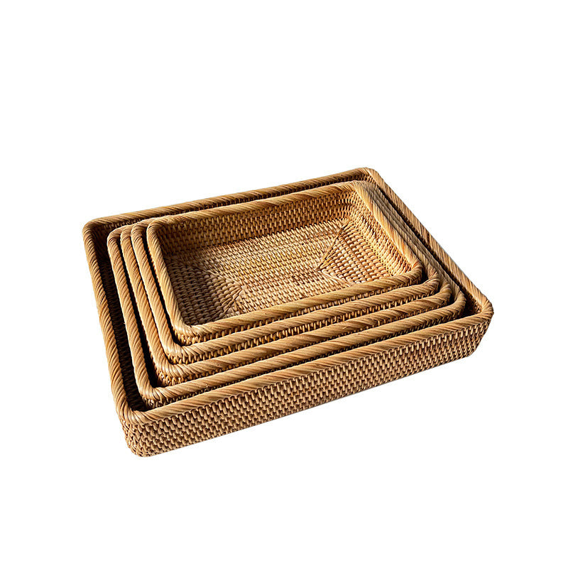 Women rectangular serving platter made of woven natural material Stornfield