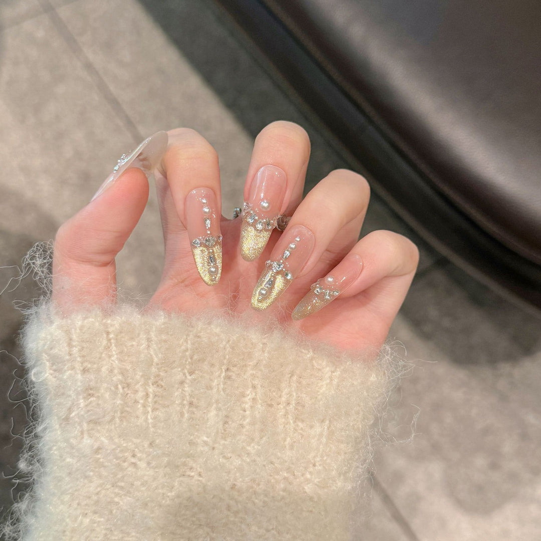 Glamorous Decorative Press-On Nail Art Set with Rhinestone and Pearl Accents