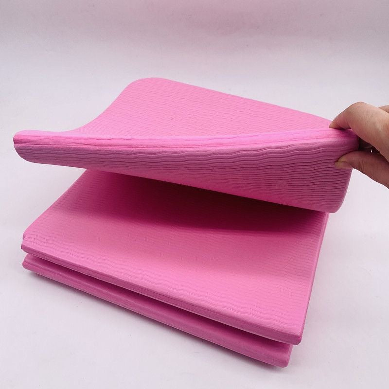 Non-slip training mat with structured design Stornfield
