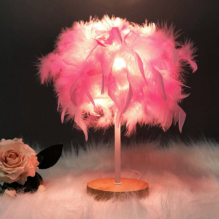 Feather-Accented Table Lamp