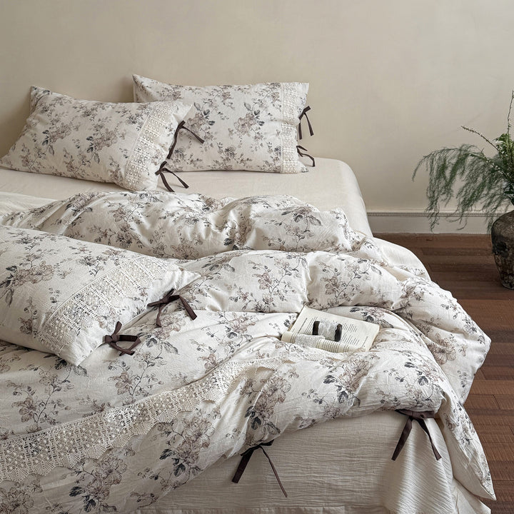 Vintage Floral Lace Trim Duvet Cover Set