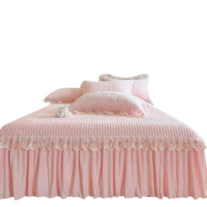 Embroidered Floral Bedding Set