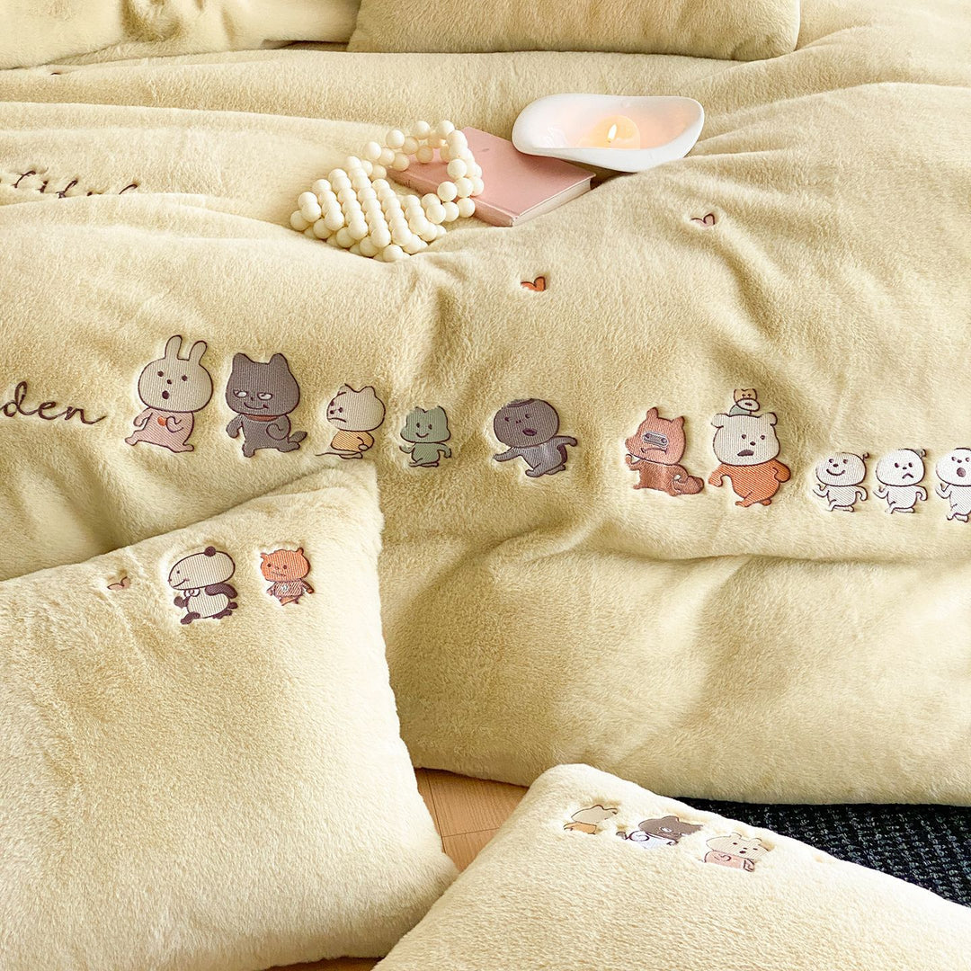 Sherpa-Texture Embroidered Duvet Cover Set with Whimsical Animal Lineup