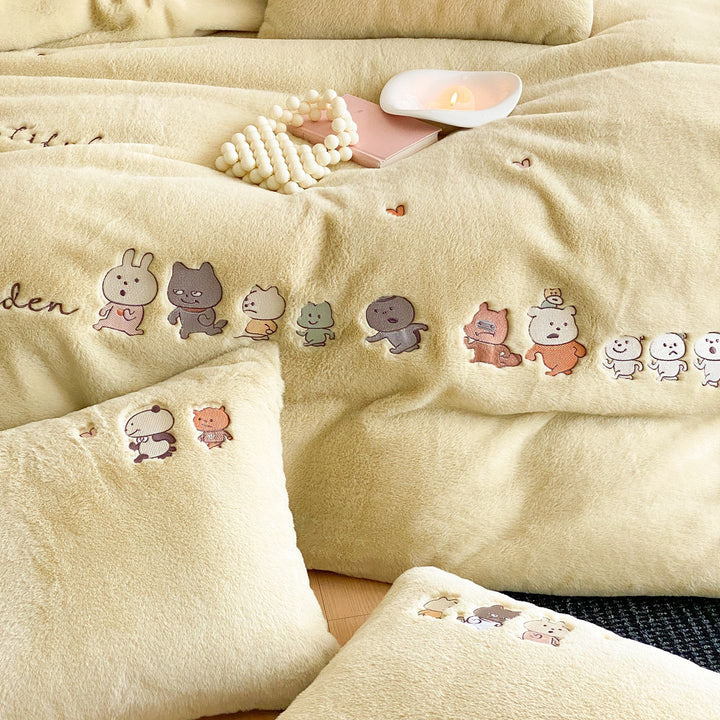 Sherpa-Texture Embroidered Duvet Cover Set with Whimsical Animal Lineup