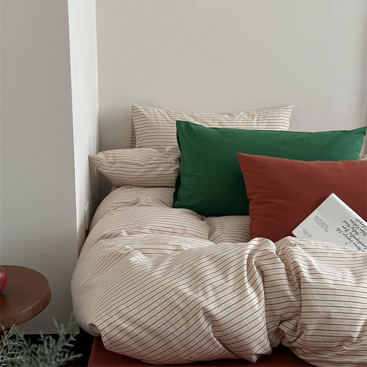 Striped cotton-linen bedding set with breathable, softly washed surface and zipper