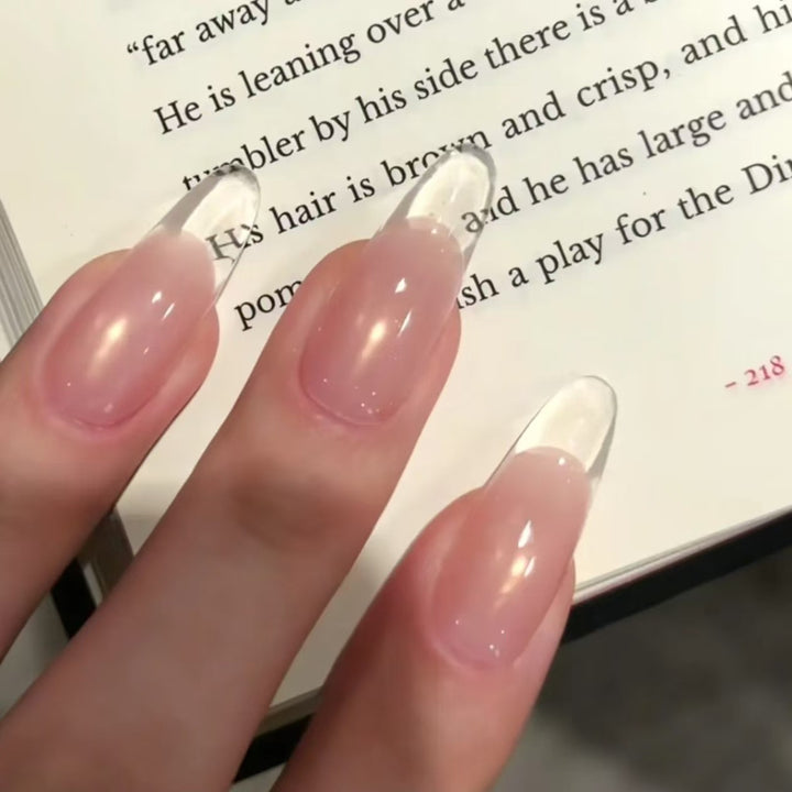 Elegant French Tip Nail Extensions