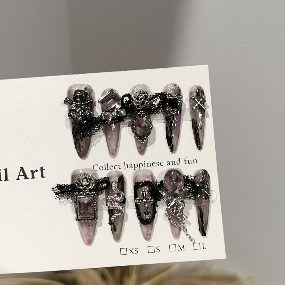 Decorative Gothic-Styled Press-On Nail Set