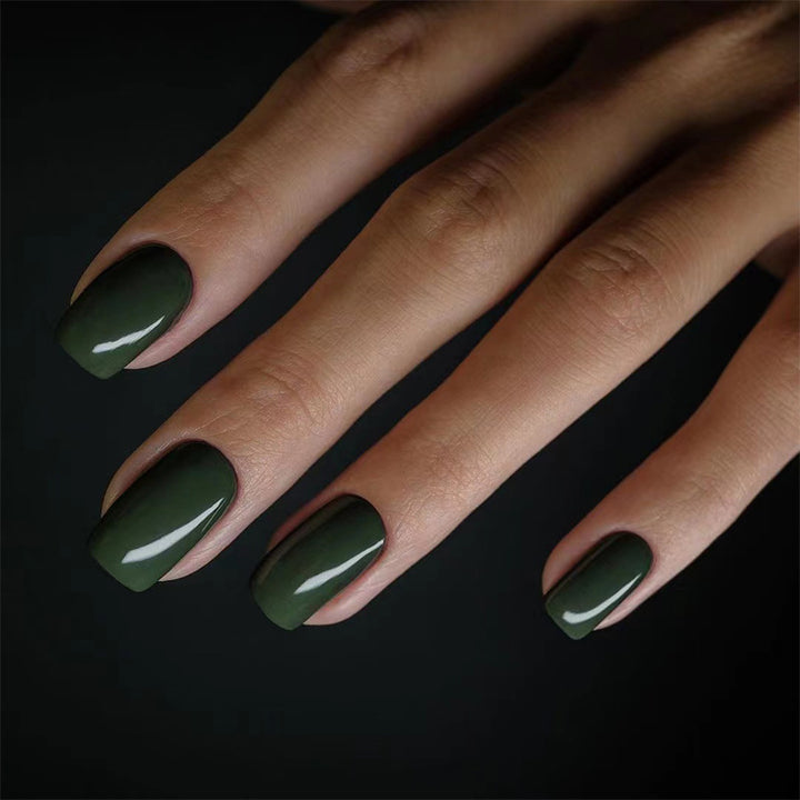 High-Quality Artificial Nails Stornfield