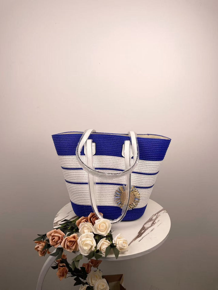 Elegant Beach Bag with Matching Sun Hat Stornfield