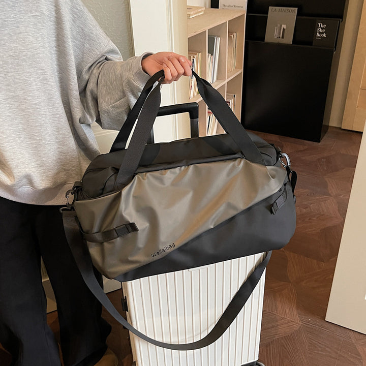 Multifunctional Sports Bag With Water-Repellent Design Stornfield