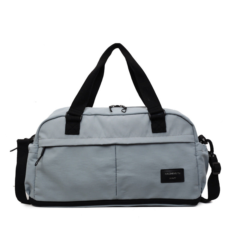 Sporty travel bag with innovative compartments Stornfield