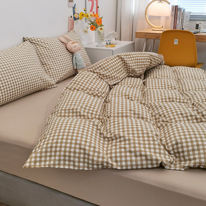 Stylish Checkerboard Pattern Bedding Set