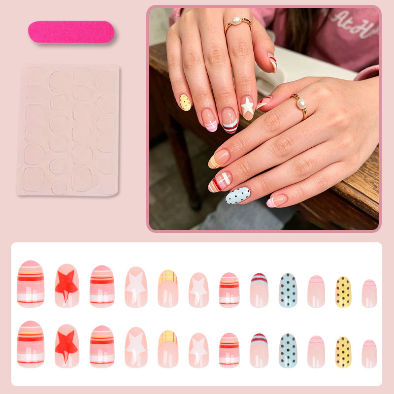 Artificial nail set with cheerful patterns Stornfield