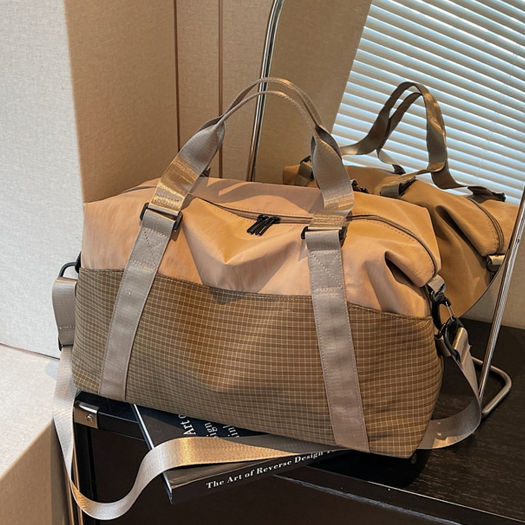 Versatile sports and travel bag with breathable material and robust design Stornfield