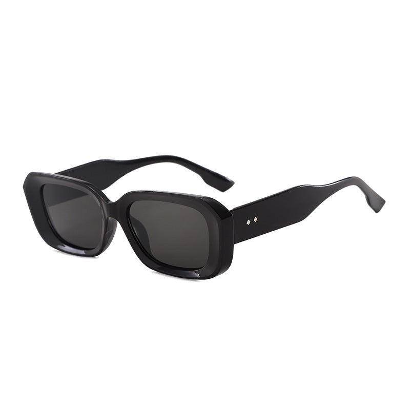 Women's Fashion Oversized Sunglasses with High-Quality Plastic Frame Stornfield