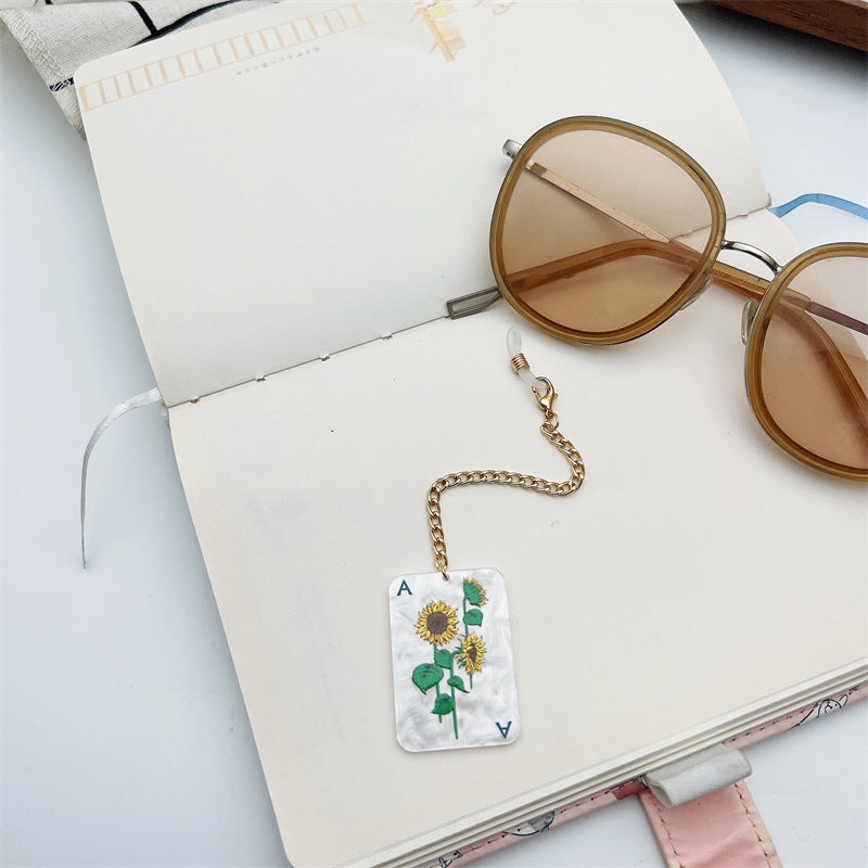 Heart-Designed Eyewear Chain Holder Stornfield