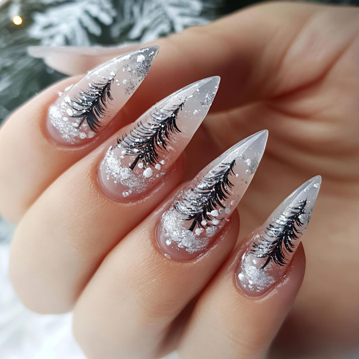 Elegant artificial nails with wintery Christmas tree motif Stornfield