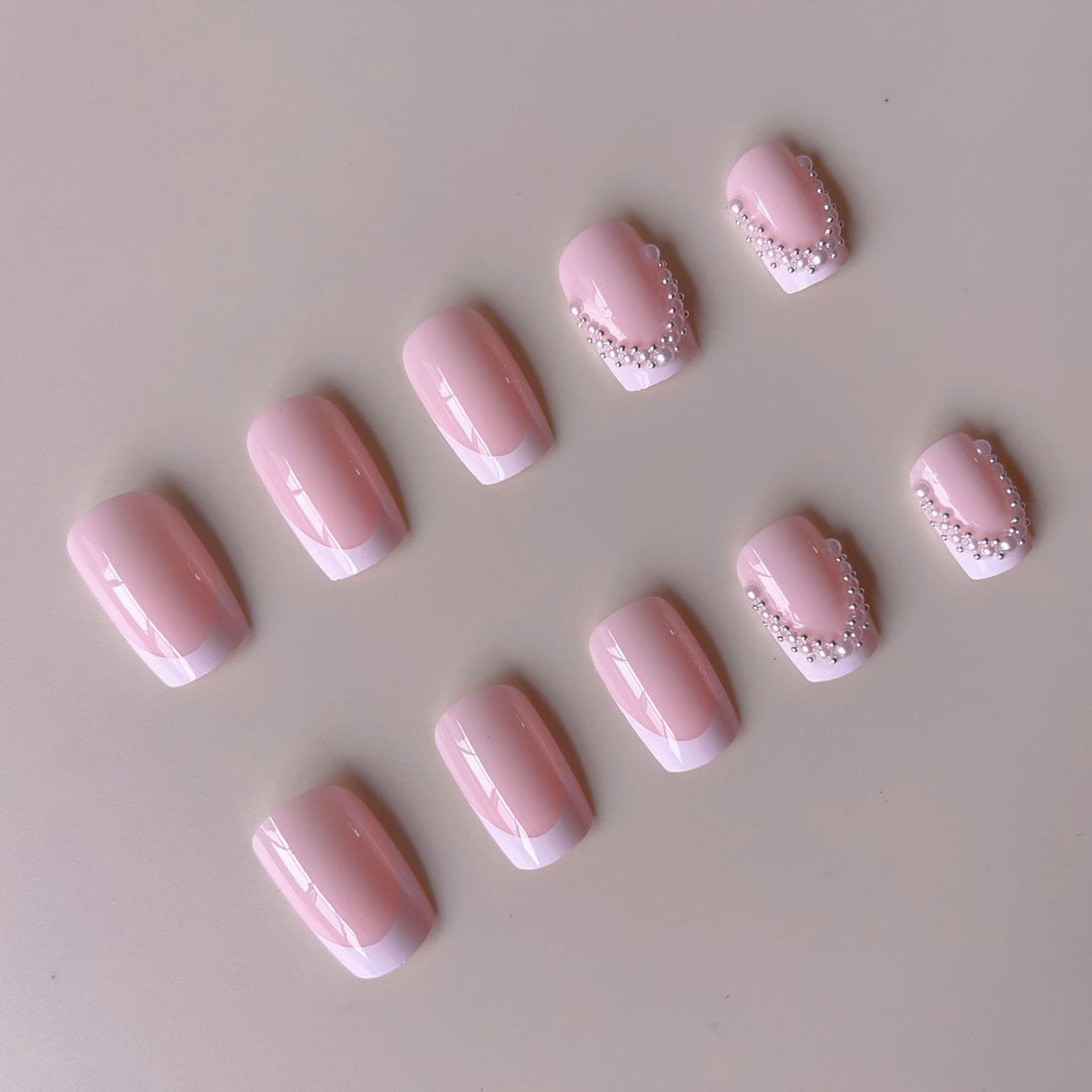 Artifical nail set with luxurious elegant decorations Stornfield