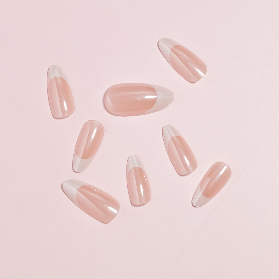 Elegant French Tip Nail Art Set Stornfield