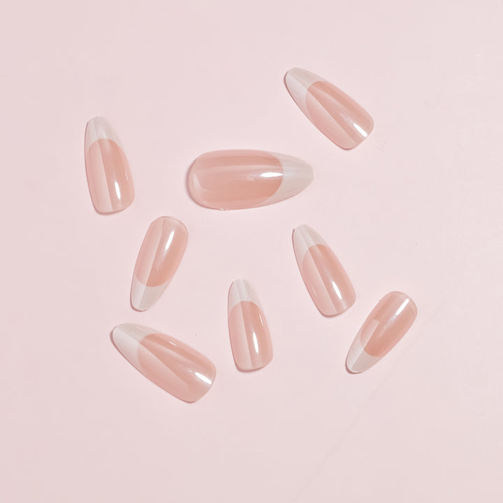 Elegant French Tip Nail Art Set Stornfield
