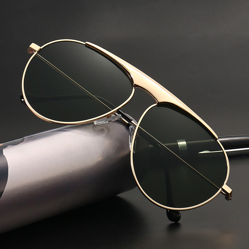 Fashionable Pilot Sunglasses Stornfield