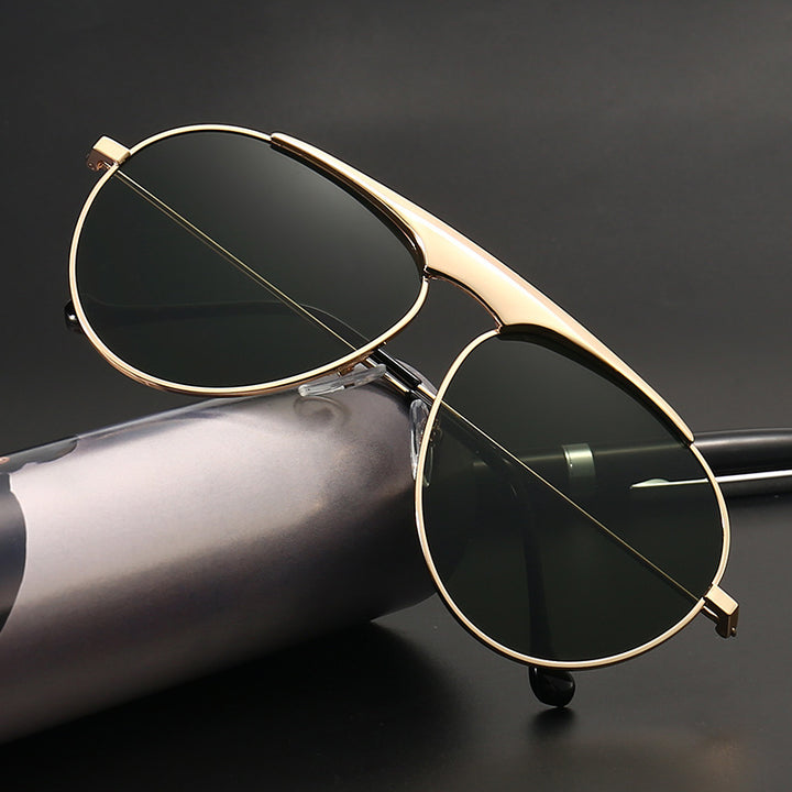 Fashionable Pilot Sunglasses Stornfield