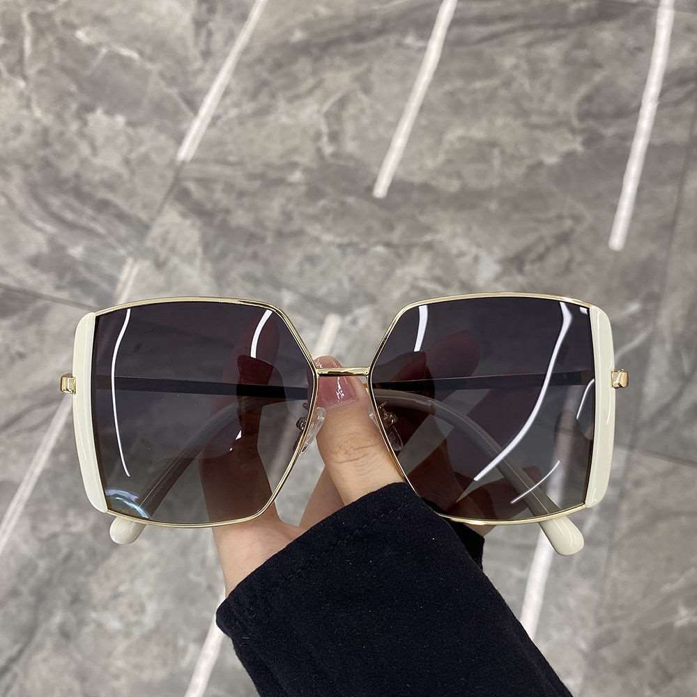 Women's oversized sunglasses with glamorous frame Stornfield